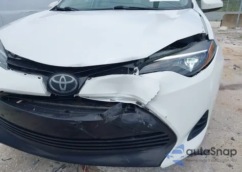 2018 Toyota Corolla Le из США, поврежденный, VIN 5YFBURHE5JP825508
